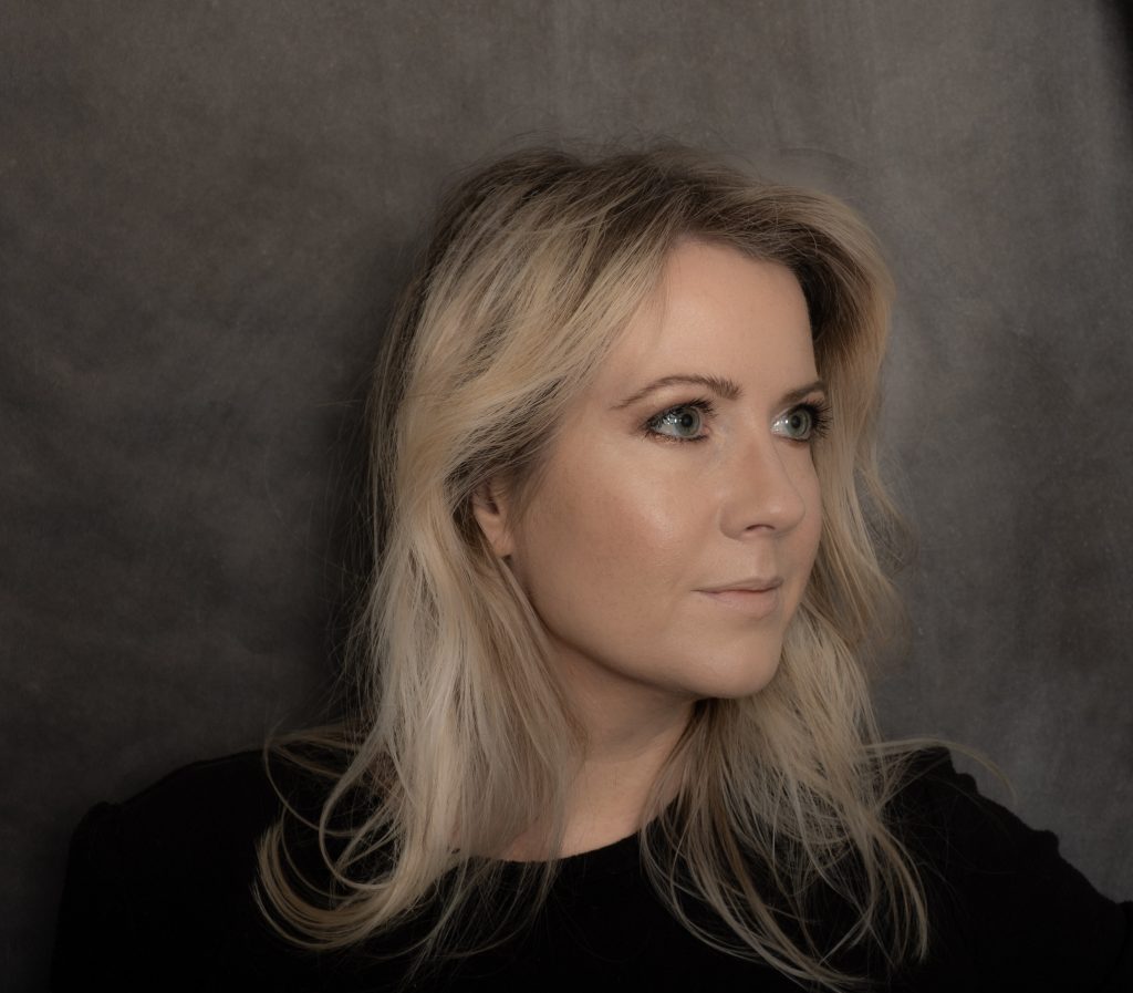 Best Bangs For A Long Face Shape Hair World Magazine best-bangs-for-a-long-face-shape-hair-world-magazine