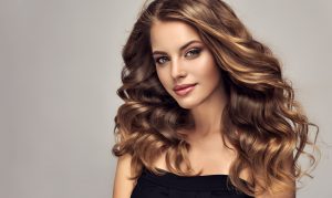 Collarbone Length Hair with Long Layers